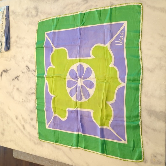 Vera Neumann vintage scarf - Picture 3 of 8